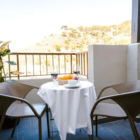 Coast By Mij Hotel 3*