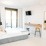 Coast By Mij Hotel