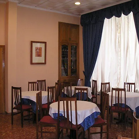Imperial 3*