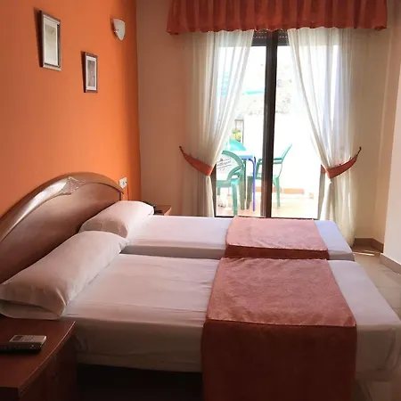 Imperial Hotel 3*